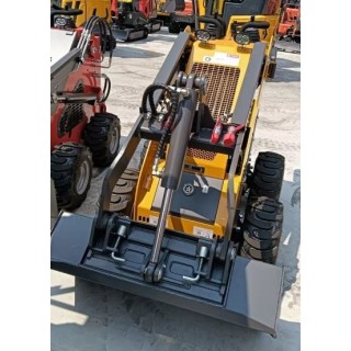 Miniładowarka  JKL360W | 13,5 KM | Kołowa | Hydrostatyczny Napęd 4×4